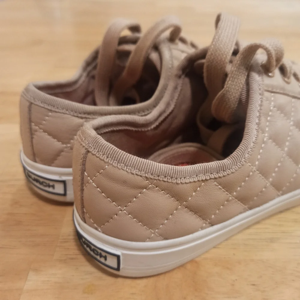 Tory Burch Bryant Sneakers Beige Quilted Leather Size 6 - Picture 5 of 16